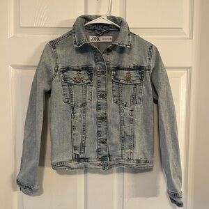 Zara Women’s Light Blue Denim Jacket
